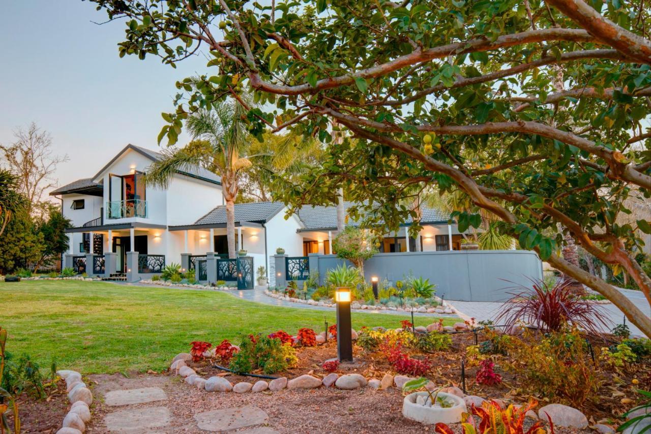 Amour Guest House George Exterior photo